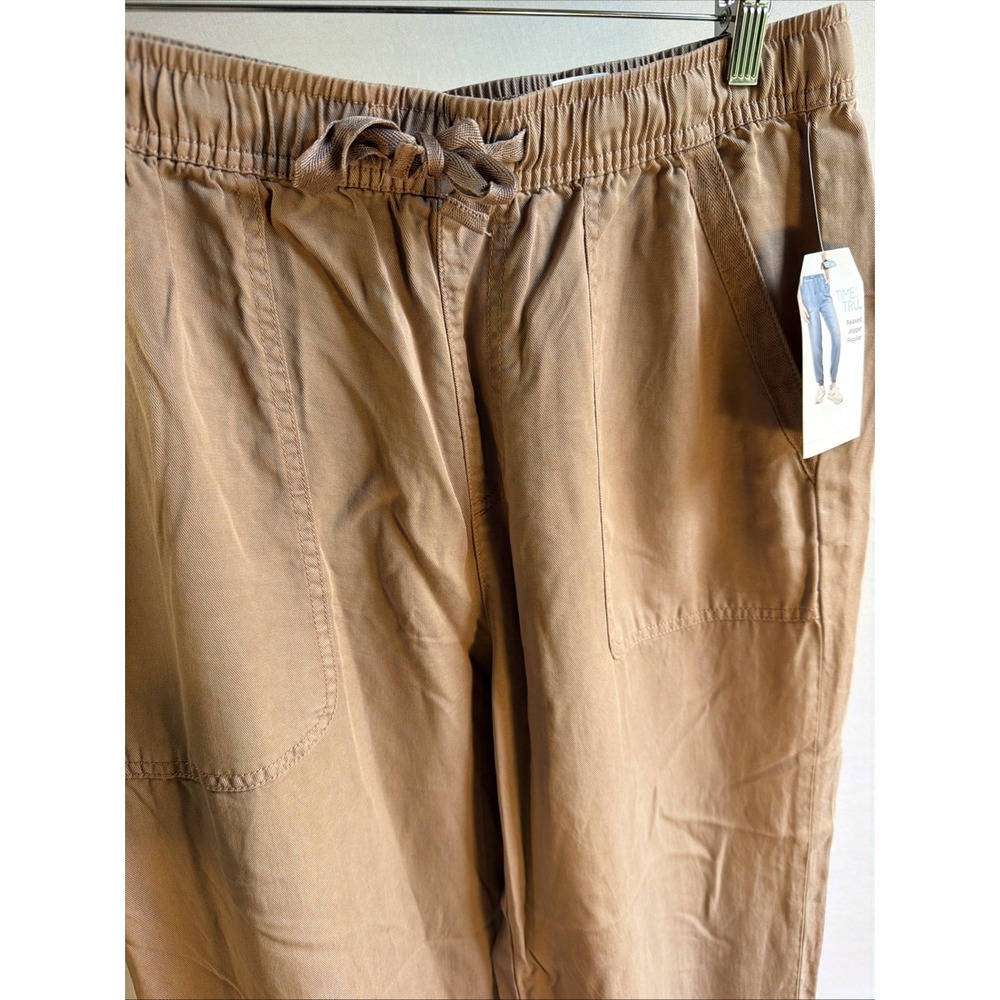 Time and Tru Womens Medium M 8-10 Jogger Pants Brown Tan/Pink Elastic Waist NWT